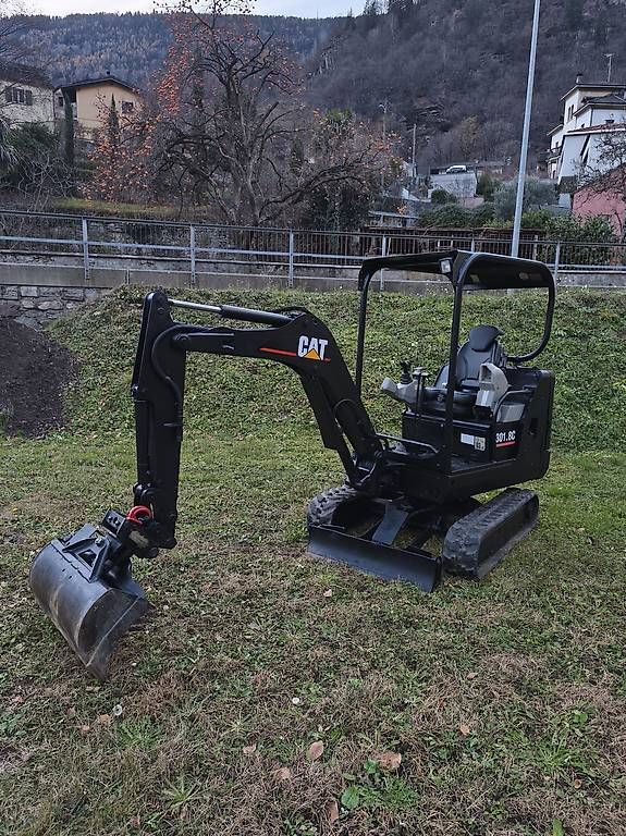 Caterpillar 301.8c Bagger/Baggerlader