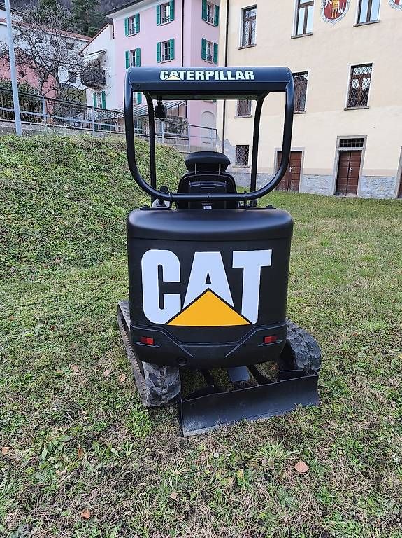 Caterpillar 301.8c Bagger/Baggerlader