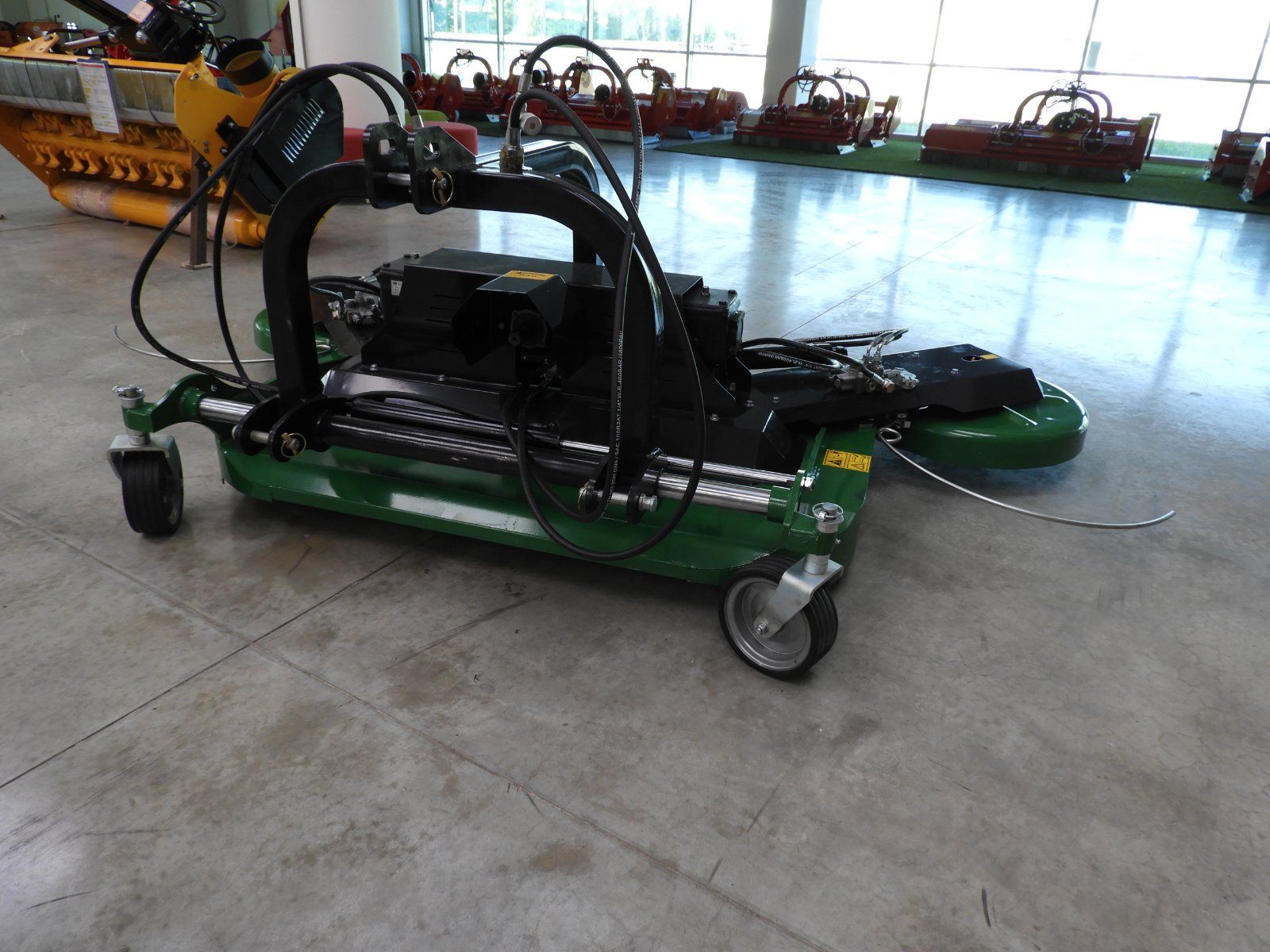 Geo GB150DD faucheuse faucheuse de clôture tondeuse de clôture viticulture arboriculture fruitière