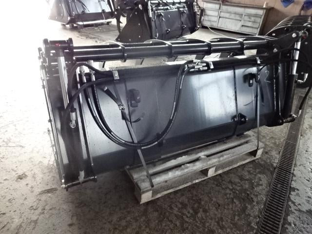 Godet désileur hydraulique--NEUF - version lourde - repliable avec 2 vérins hydrauliques