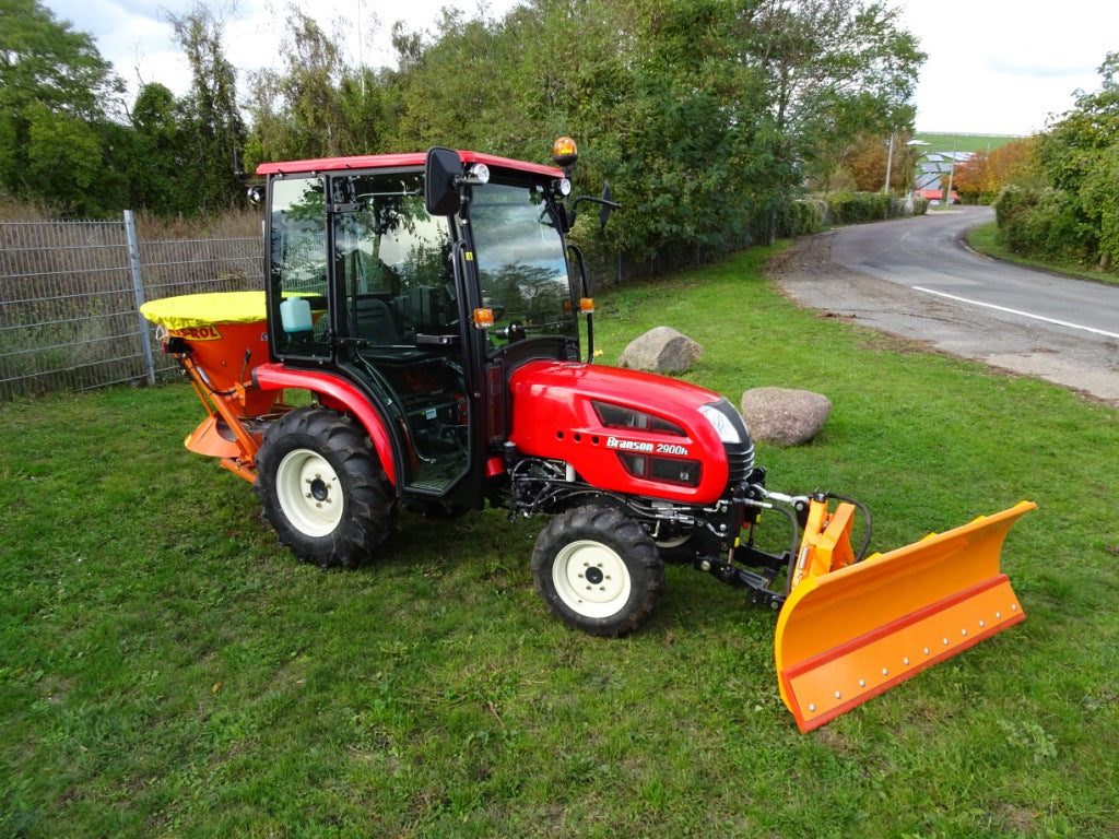 Branson 2900H 28 ch hydrostatique, véhicule neuf, cabine, service hivernal