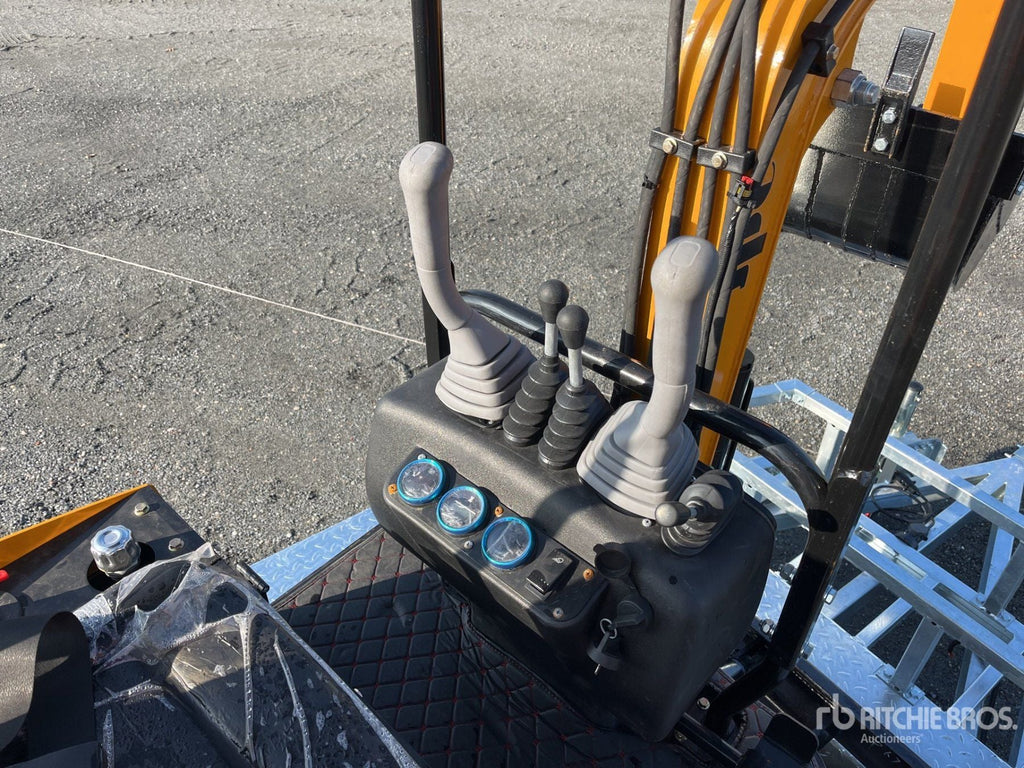 Mini-pelle JPC HT12 2024