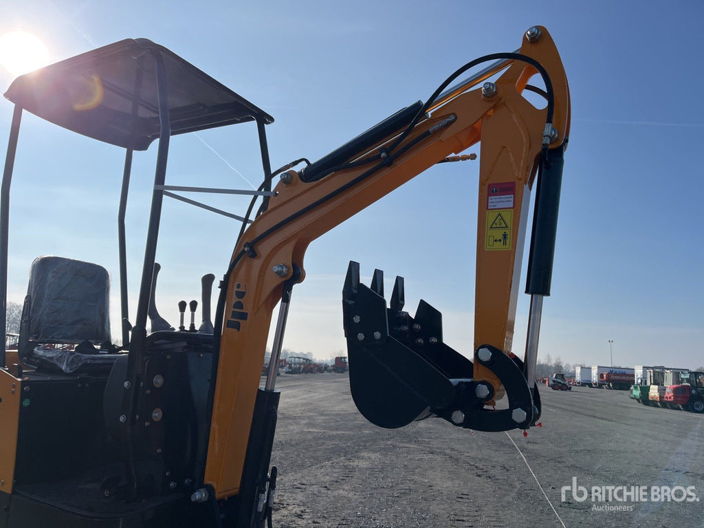 Mini-pelle JPC HT12 2024