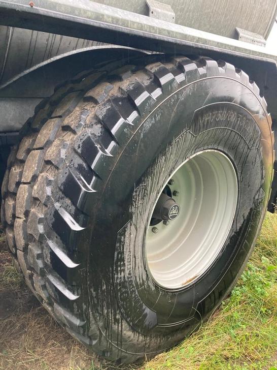 Meyer-Lohne PW 18.500 Liter Streuer