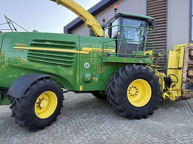John Deere 7450 PRO Drive