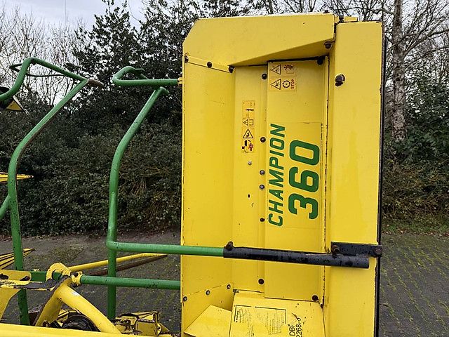 John Deere 7450 PRO Drive