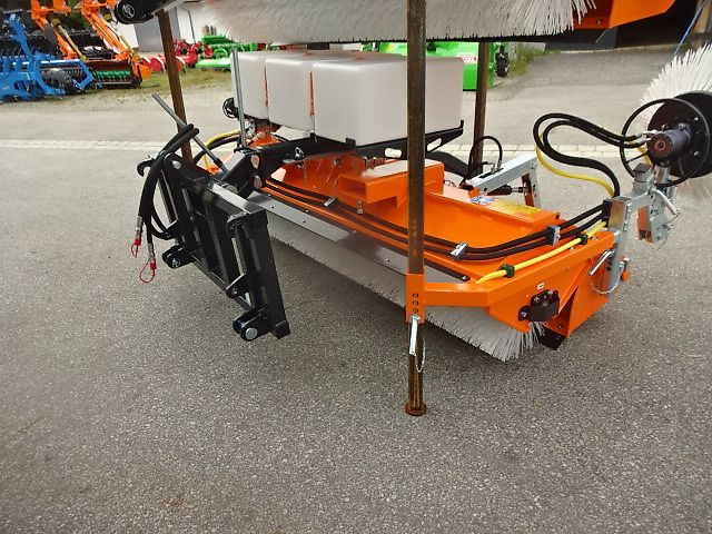 Balayeuse TALEX 2,3 mètres - Eco - Clean - 2,30 - Profi - avec fixation pour accessoire à changement rapide