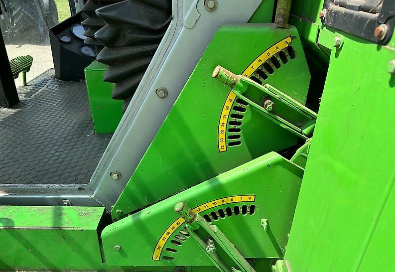 Deutz-Fahr Mähdrescher 4090 HTS