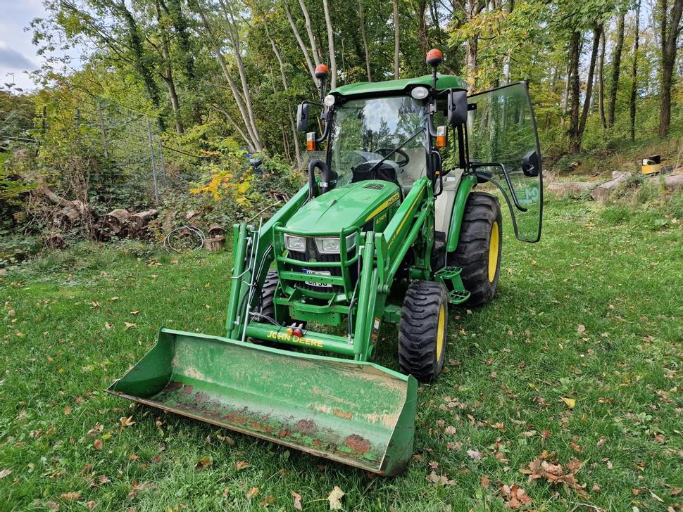 John Deere 4066 R