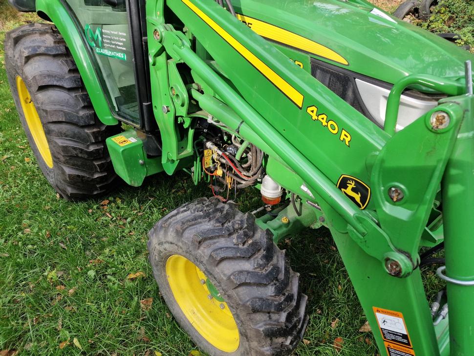 John Deere 4066 R