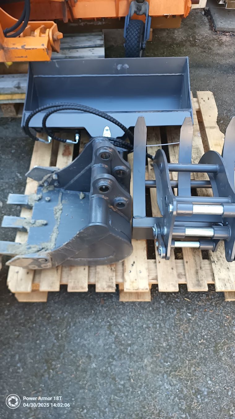 Mini-pelle 2 tonnes – Très peu utilisée (env. 50 h)