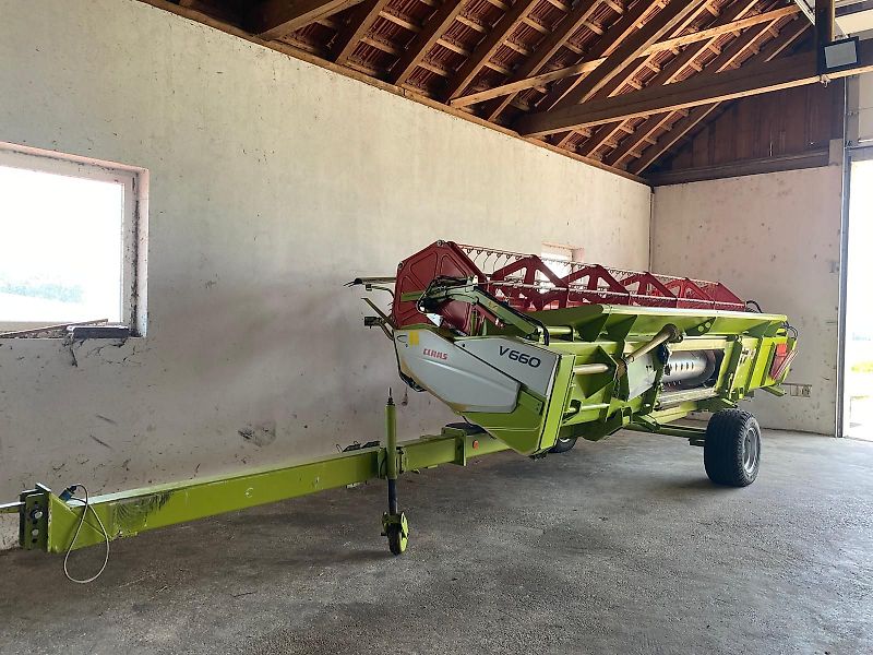 Chargeur Claas Vario 660 avec wagon